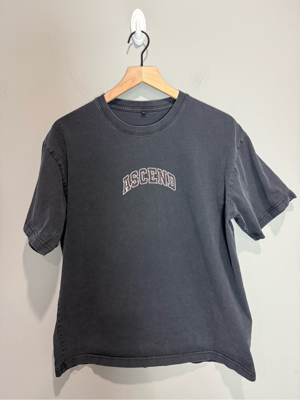 Ascend Athletic Conquer Graphic Pump Cover Tee Black Washed Medium